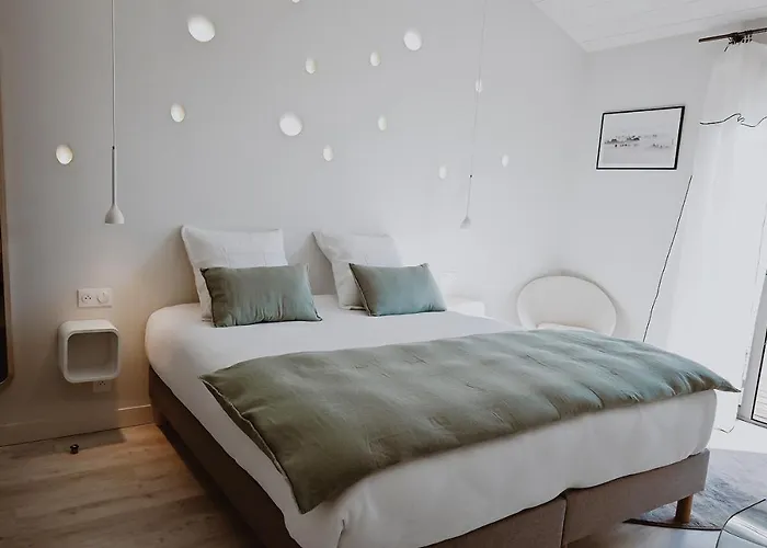 فندق مبيت وإفطار L'envie 4*