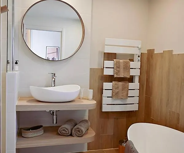 L'envie فندق مبيت وإفطار سانت جيل كروا دي فيي