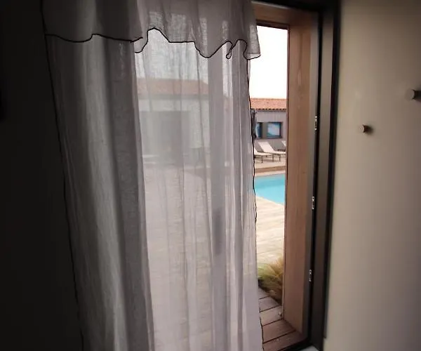 L'envie 4* سانت جيل كروا دي فيي