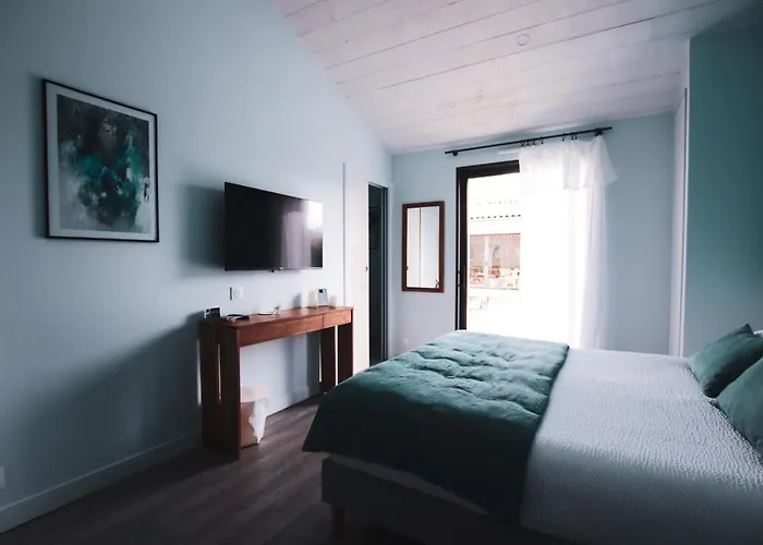 L'envie 4* سانت جيل كروا دي فيي