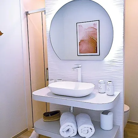 Bed and Breakfast L'envie 4*