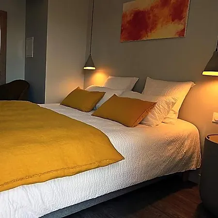 L'envie Bed & Breakfast 4*